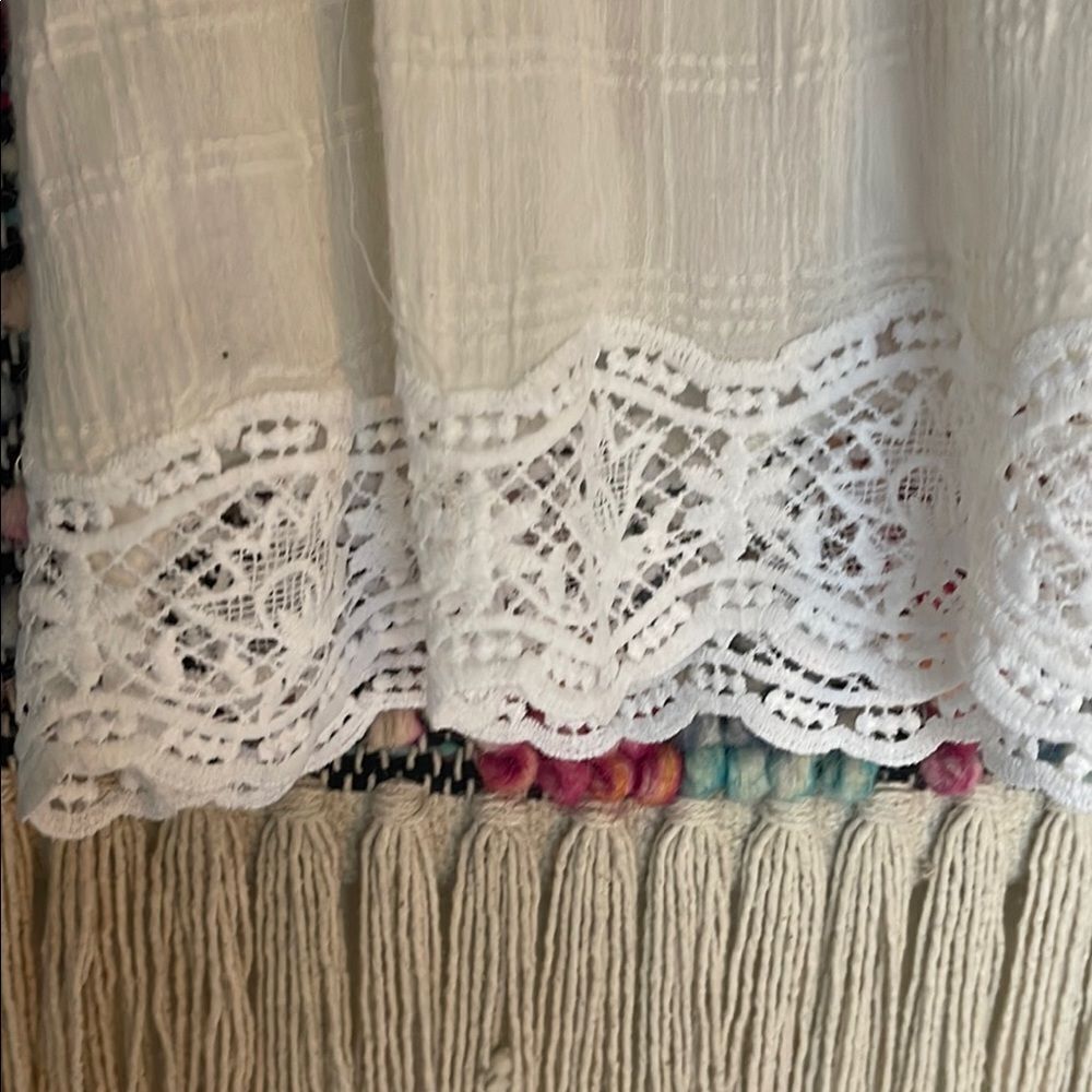 GAP White Lace Trim Women's Top - Picture 2 of 5